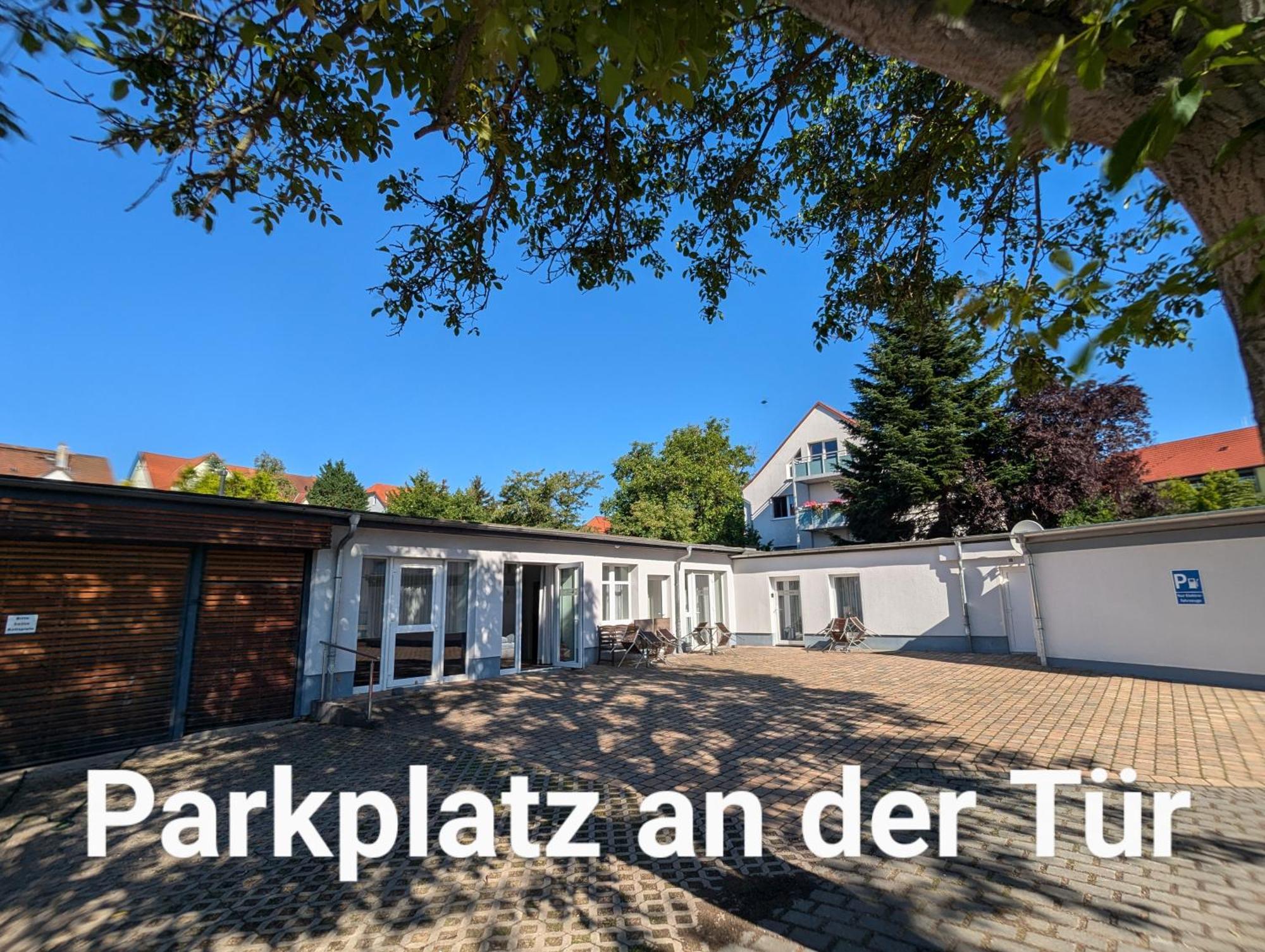 Urban - Orangerie - Am Schlosspark- Parken An Der Der Tuer- Barrierefrei, 900 Meter Zum Bahnhof - Wallbox Gotha